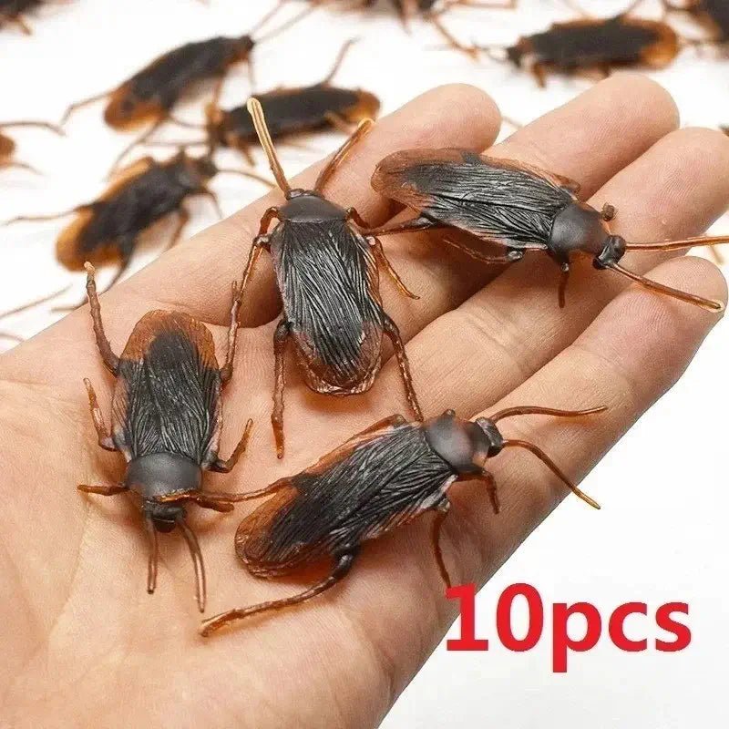10 Fake Plastic Cockroaches 6.5cm Halloween Decorations - Party Owls
