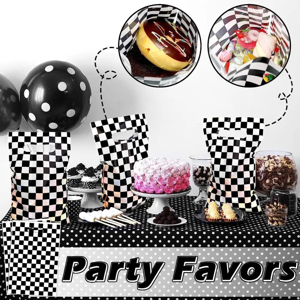 Black & White Checkered Plastic Party Bags 10pk - Party Owls