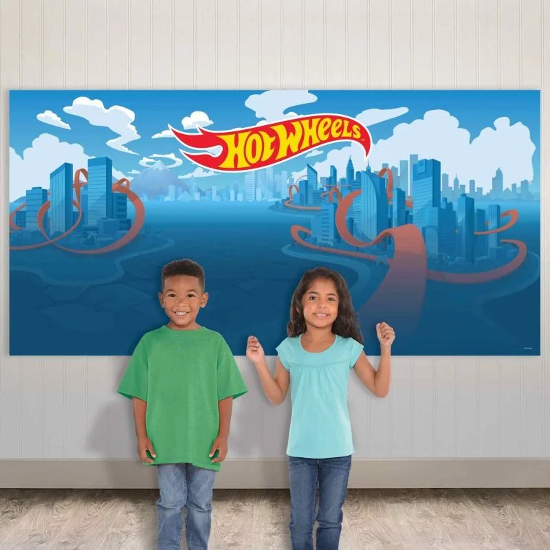 Hot Wheels Scene Setter 160cm x 82cm Backdrop - Party Owls